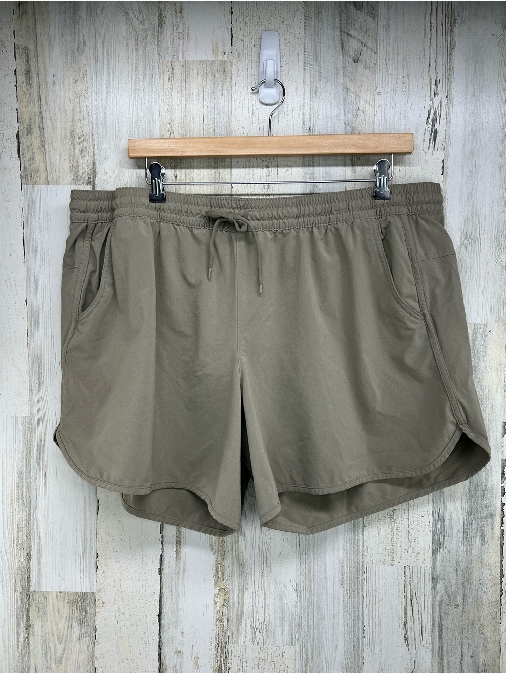 Columbia Lightweight Active Shorts Womens 3X 6in inseam